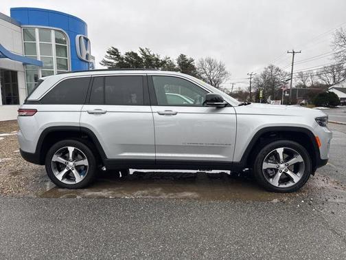 2024 Jeep Grand Cherokee 4xe Base