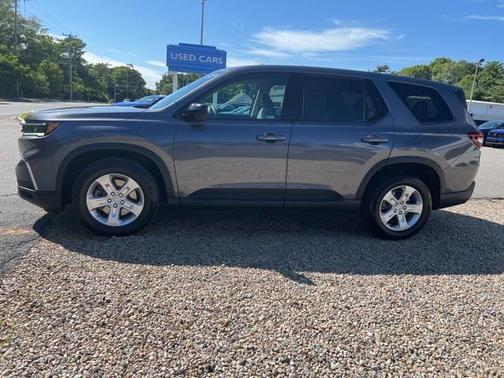 2023 Honda Pilot AWD LX