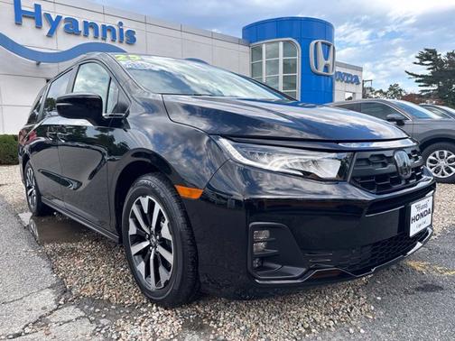 Crystal Black Pearl 2025 Honda Odyssey EX-L