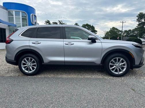 Lunar Silver Metallic 2024 Honda CR-V EX AWD