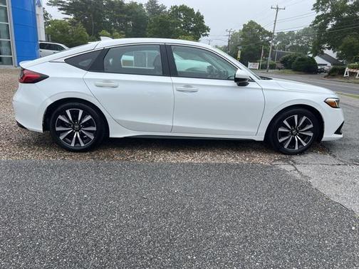 2022 Honda Civic EX-L