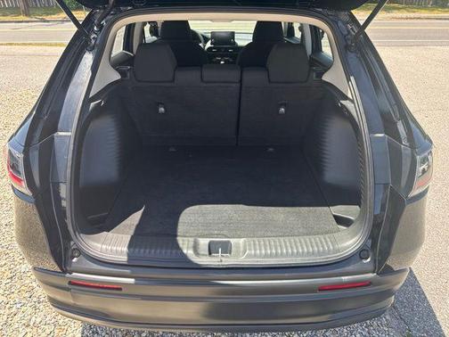 Crystal Black Pearl 2024 Honda HR-V LX
