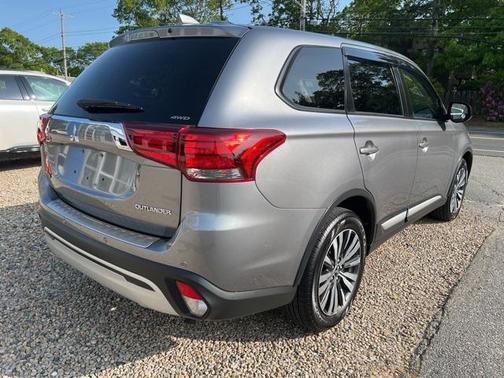 2019 Mitsubishi Outlander ES