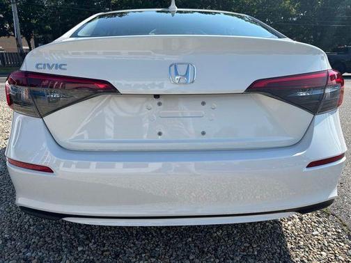 Platinum White Pearl 2023 Honda Civic LX