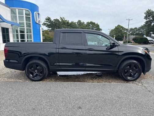 2022 Honda Ridgeline Black
