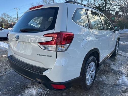 2021 Subaru Forester Base