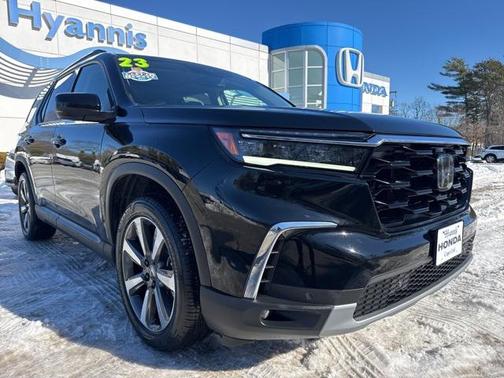 2023 Honda Pilot Touring 8-Passenger