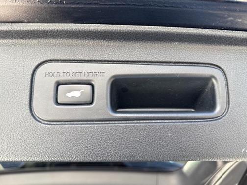 2023 Honda Pilot Touring 8-Passenger