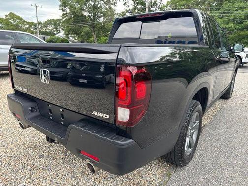 Crystal Black Pearl 2023 Honda Ridgeline RTL