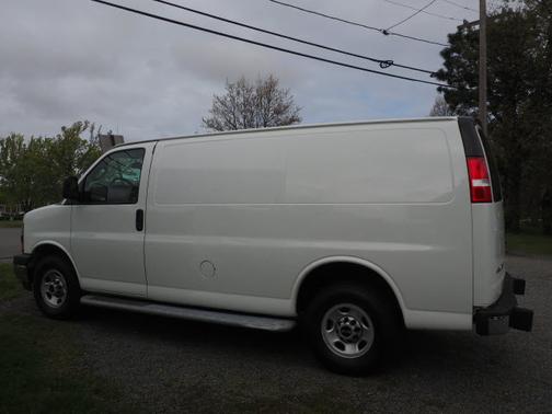2018 GMC Savana 2500 Work Van