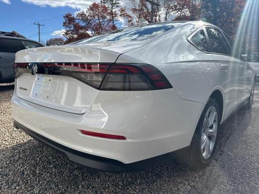 2023 Honda Accord LX 1.5T