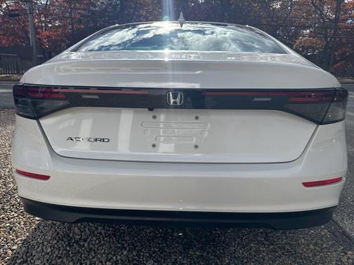 2023 Honda Accord LX 1.5T