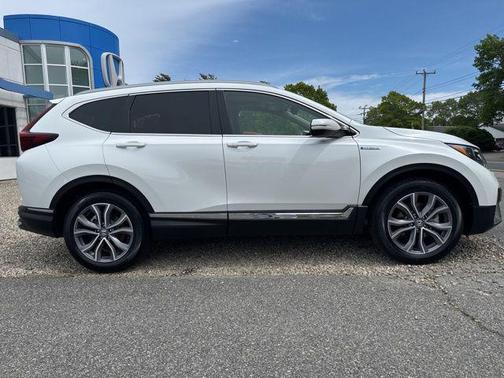 Platinum White Pearl 2022 Honda CR-V Hybrid Touring