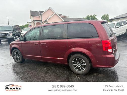 Octane Red Pearlcoat 2018 Dodge Grand Caravan SE