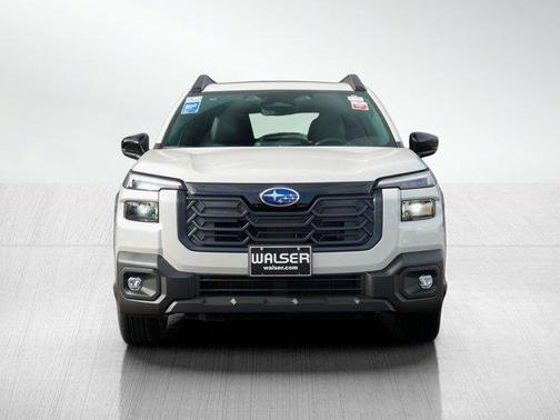 Crystal White Pearl 2026 Subaru Outback Premium