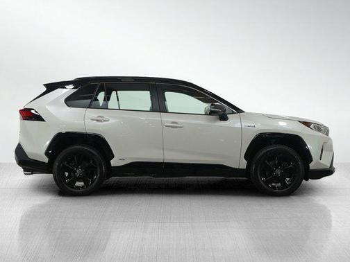 2019 Toyota RAV4 Hybrid SE