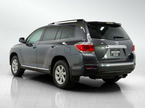 2012 Toyota Highlander SE