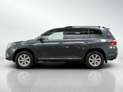2012 Toyota Highlander SE