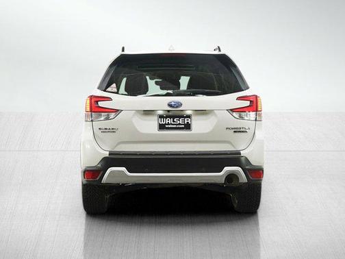 Crystal White Pearl 2020 Subaru Forester Touring