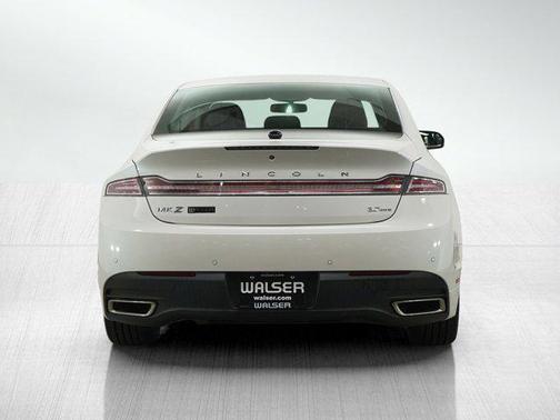 2015 Lincoln MKZ Base