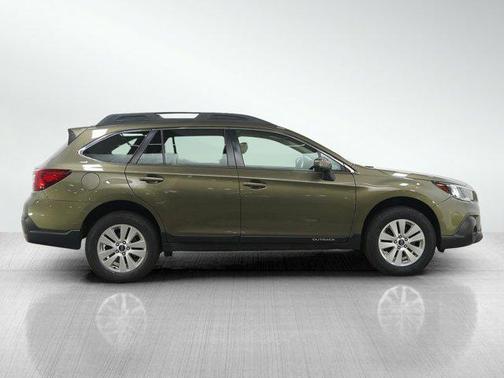 Wilderness Green Metallic 2019 Subaru Outback 2.5i Premium