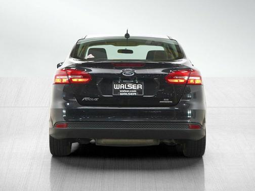 Tuxedo Black 2015 Ford Focus SE