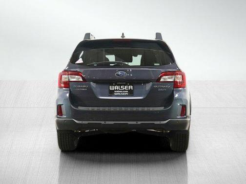 Carbide Gray Metallic 2017 Subaru Outback 3.6R Limited
