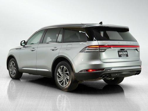 2021 Lincoln Aviator Standard AWD