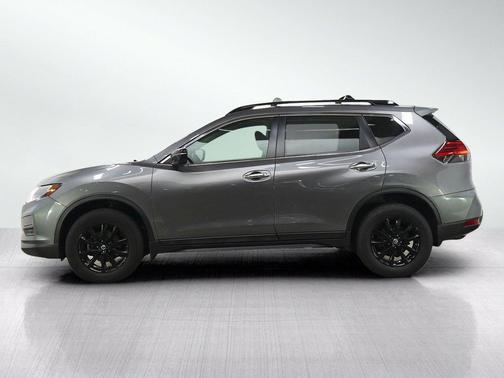 Gun Metallic 2017 Nissan Rogue SV
