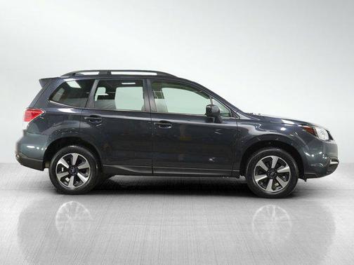 Dark Gray Metallic 2018 Subaru Forester 2.5i Limited
