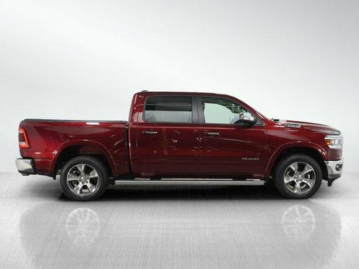 Delmonico Red Pearlcoat 2022 RAM 1500 Laramie