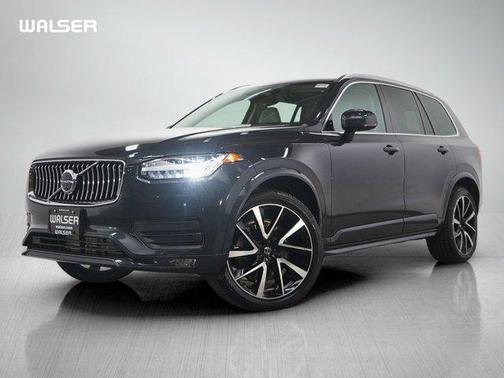 2021 Volvo XC90 T6 Momentum