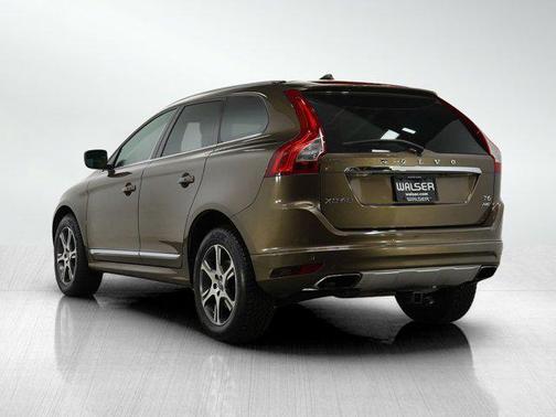 2015 Volvo XC60 T6 Platinum