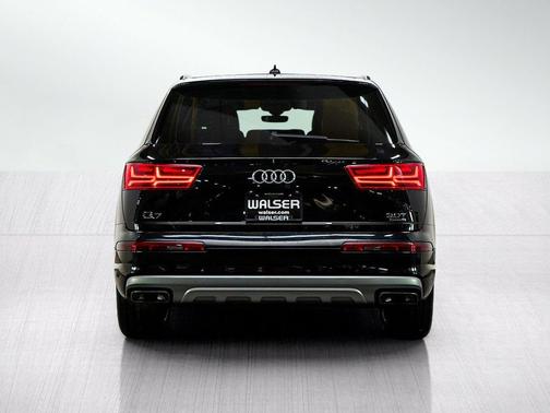 Black 2017 Audi Q7 3.0T Premium