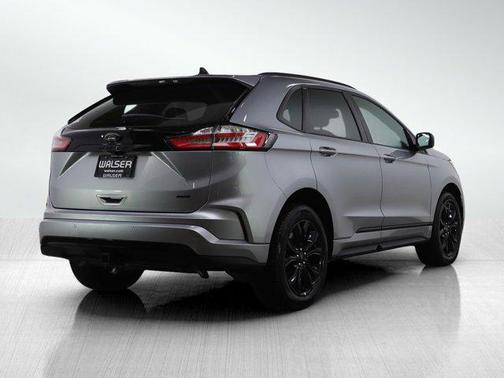 2023 Ford Edge SE
