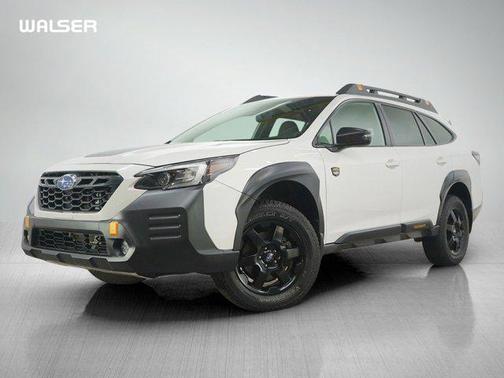 Crystal White Pearl 2022 Subaru Outback Wilderness