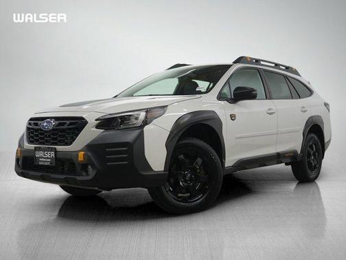 Crystal White Pearl 2022 Subaru Outback Wilderness