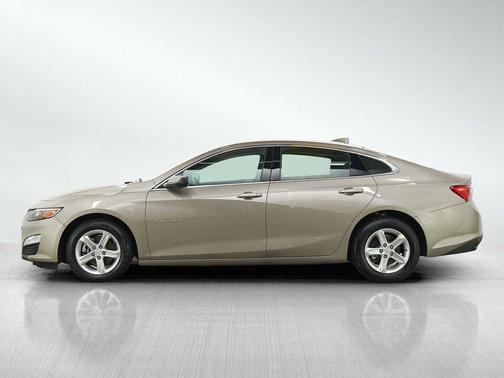 Mineral Gray Metallic 2024 Chevrolet Malibu FWD 1LT