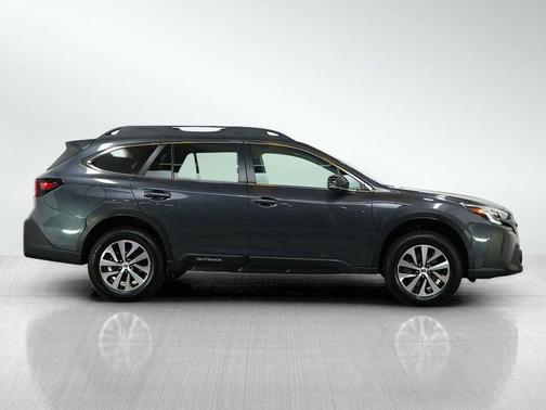 Magnetite Gray Metallic 2024 Subaru Outback Premium