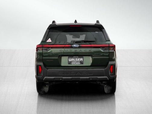 Deep Emerald Green Pearl 2026 Subaru Outback Limited XT