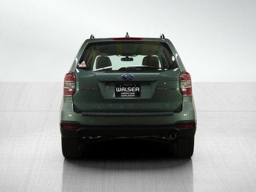 2016 Subaru Forester 2.5i