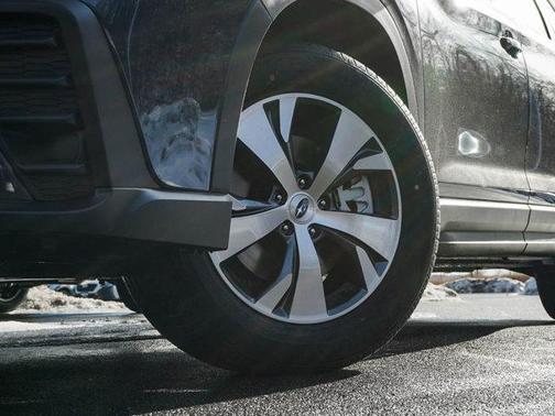 2025 Subaru Ascent Premium 7-Passenger
