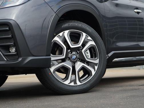 Magnetite Gray Metallic 2026 Subaru Ascent Touring 7-Passenger