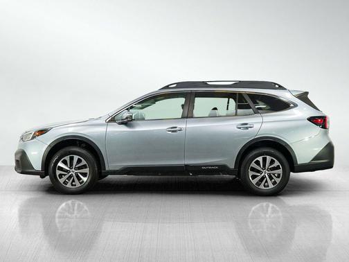 Ice Silver Metallic 2021 Subaru Outback Premium