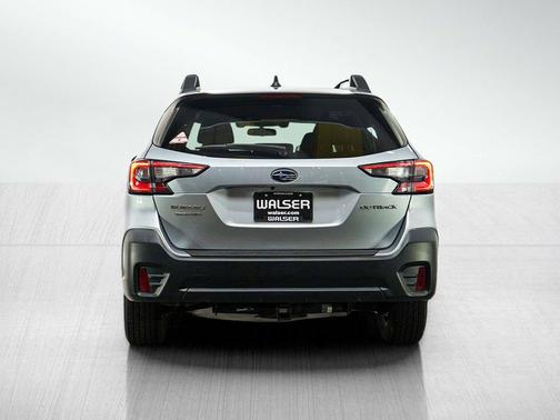 Ice Silver Metallic 2021 Subaru Outback Premium
