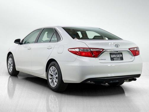 Super White 2017 Toyota Camry LE