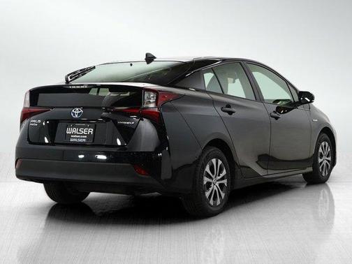 2019 Toyota Prius LE