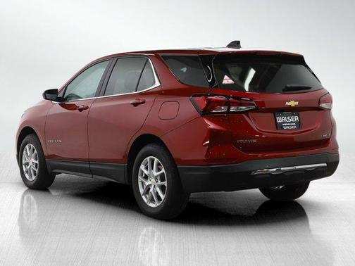 Radiant Red Tintcoat 2023 Chevrolet Equinox 1LT