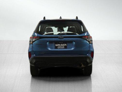 2025 Subaru Forester Base