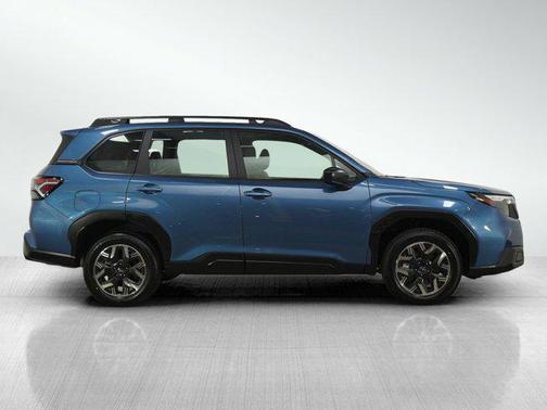 2025 Subaru Forester Base